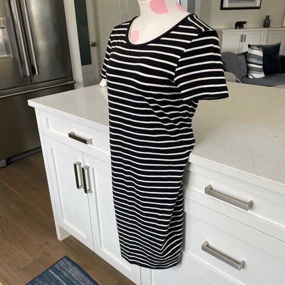 Noisy May NM Summer SS Striped Straight Hem T-Shirt Dress Black + White Sz M - Picture 3 of 12